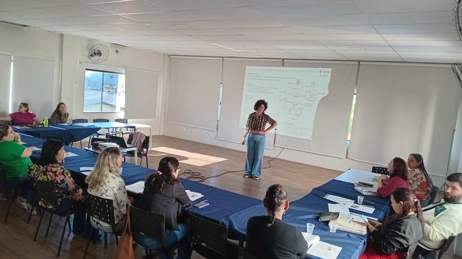 2aefd923-bfaa-4e7b-a4f6-bc3db9f89d99