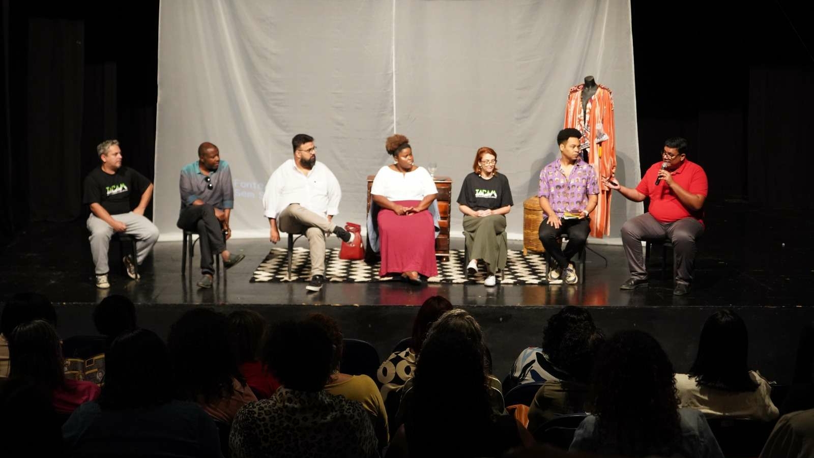 e0701393-b236-4795-854a-2cccc5d3c38c